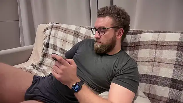 Chat XXX en directo de Bear_bear_