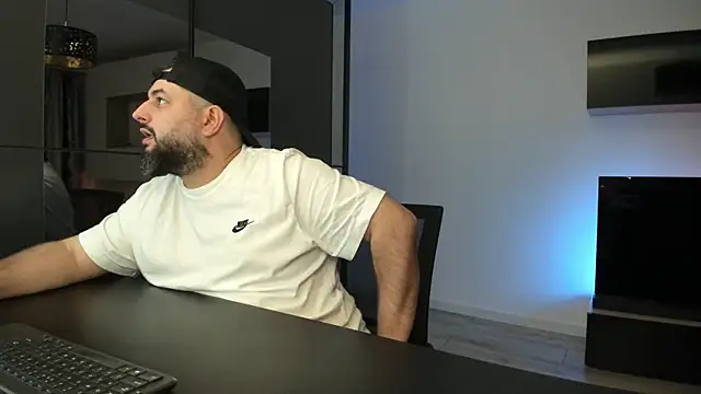 Chatroom XXX en direct de DravenPeak