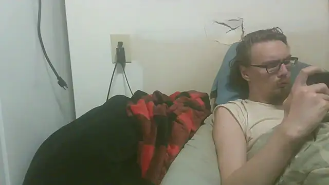 dandonn: διαδικτυακό σόου στην κάμερα