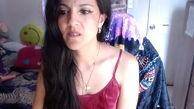 BasmaHernandez Chat XXX live