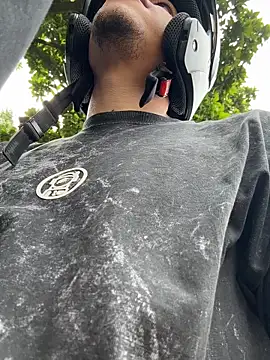 AlphaMasterXxx: онлайн-секс-чат