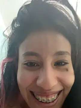 abyy_lee_ élő XXX-chatje