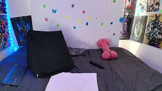 XXX chat uživo modela AlannisSweet