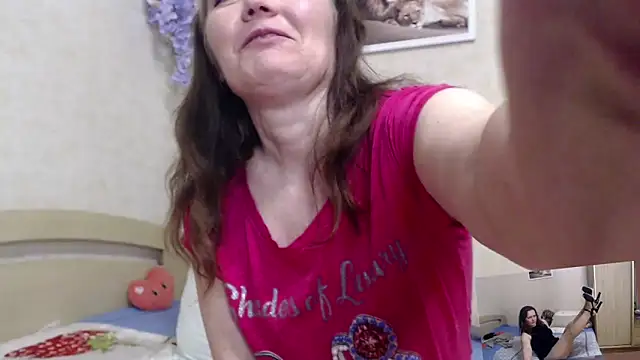 SheLion's Live XXX Chat