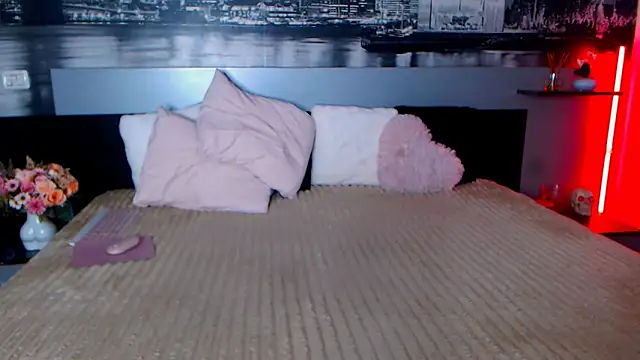 AnneAme: онлайн-секс-чат