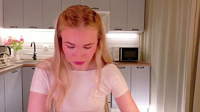 Veronika_Mitchel live XXX chat