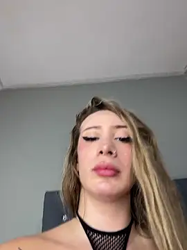 bunny_bicht – Naživo XXX chat