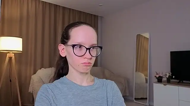 BettyBrowni 现场XXX聊天