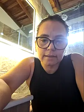 دردشة MariaPau_83 الجنسية المباشرة