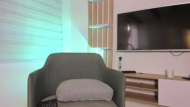 Chat +18 de _hanna_gomez ao vivo