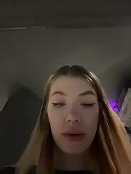 Risky_Mia69n Webbikameraesitys