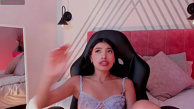 Tiffany_Low live XXX chat