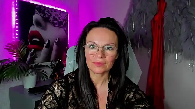 Živý XXX chat HelenLuxx