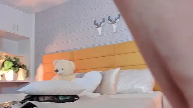 Živý XXX chat LeilaHiuston