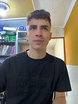 AdrianRinaldi Show Webcam