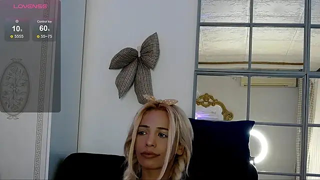 Živý XXX chat SarahRaynex