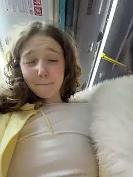 outside_rosy Chat XXX in diretta