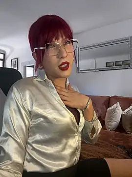 XXX chat uživo modela Conny_777