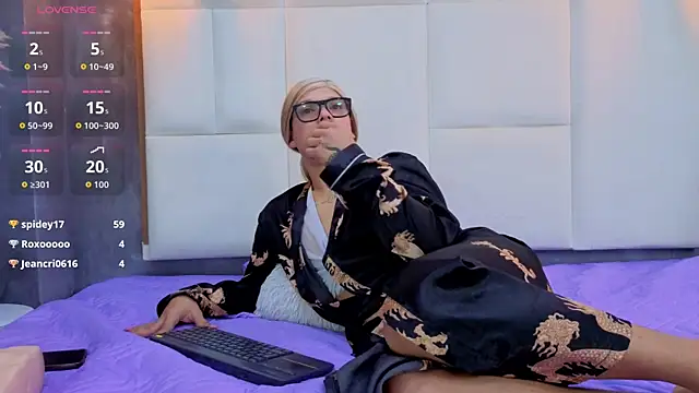 Chatroom XXX en direct de Valentino_moretti