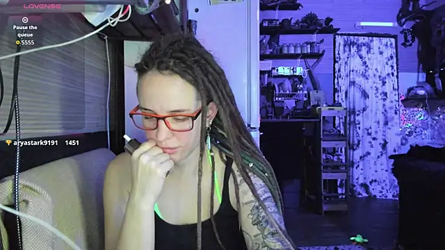 LisaFoxy_y's Live XXX Chat