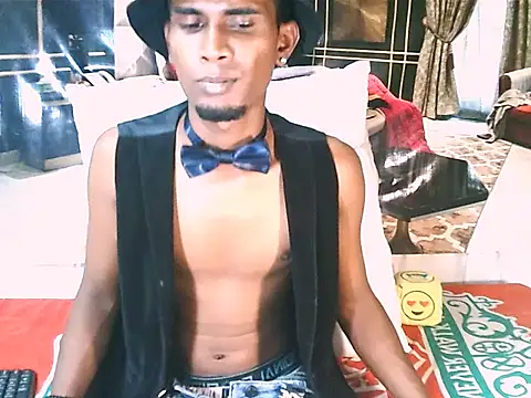 IndianThuggin Show in webcam