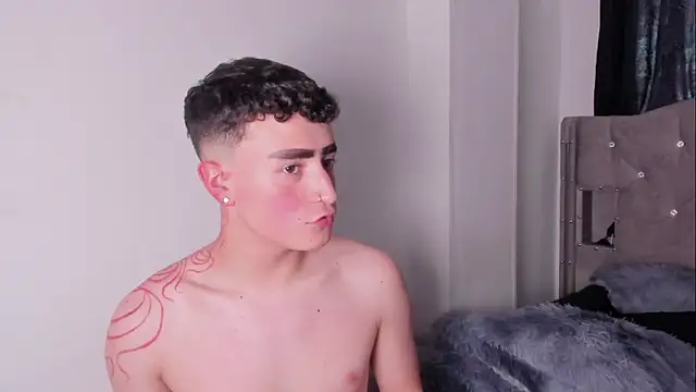 naughtysalomonn Chat XXX live