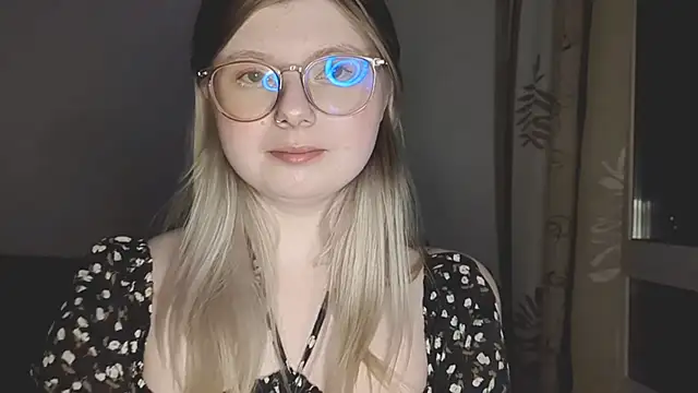 YukiBlushn Live XXX chat