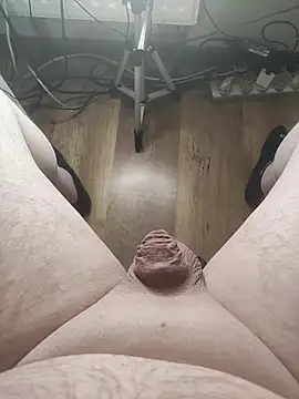 TobyDick13 – Naživo XXX chat