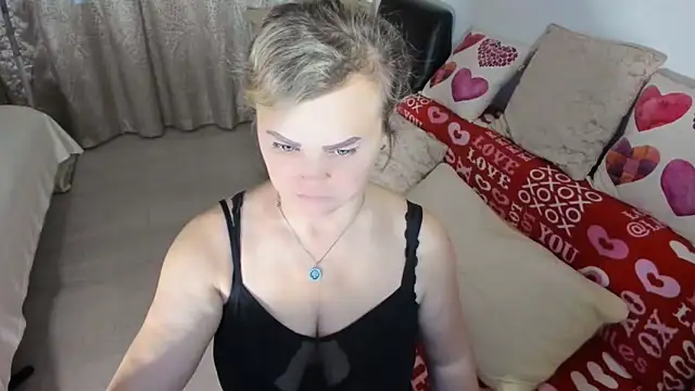 MildMaturen Webbikameraesitys