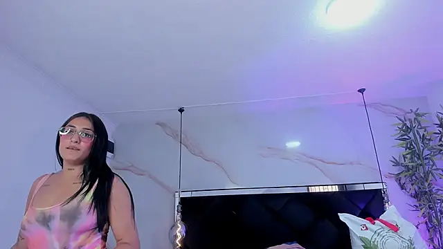 Ibbie_drastic Chat XXX in diretta