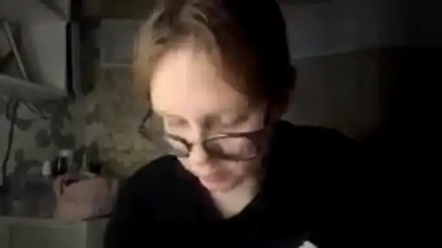 KrystenHoye লাইভ XXX চ্যাট