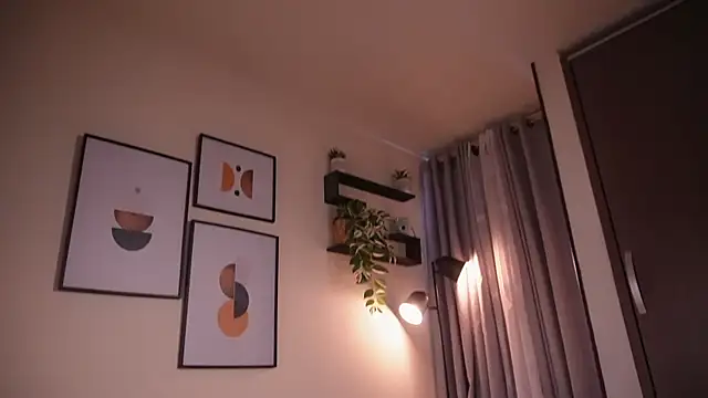 Isabella_diorのライブXXXチャット