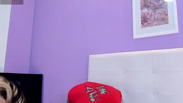 Živý XXX chat Charlotte11-11