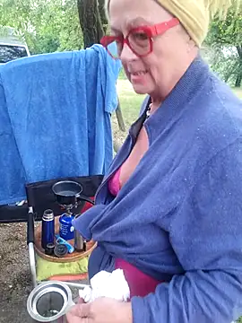 Hot-Muci 在線直播表演