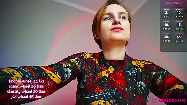 KinkyMissCherry 现场XXX聊天