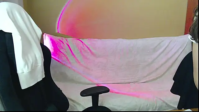 Chat XXX en directo de Effy__Stoner