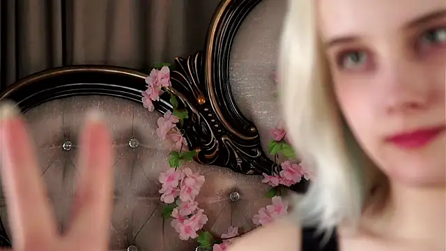 KirstinMcgeady Chat XXX live