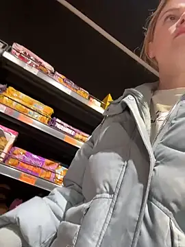 HarrietDart 现场XXX聊天