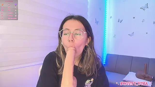 Chatroom XXX en direct de sweettvera