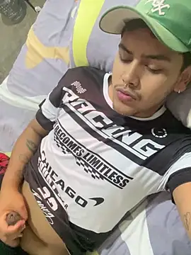 Saul_88's Webcam Show