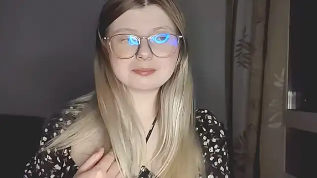 YukiBlush Live XXX-chat