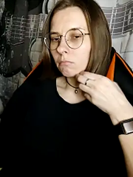 Živý XXX chat Aashikalaa