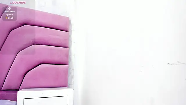 miajhonsonx's Live XXX Chat