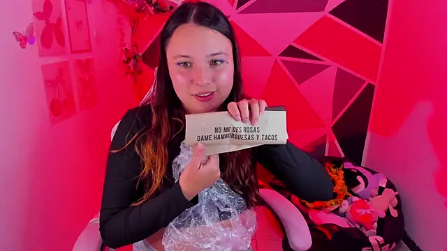 Chat XXX ao vivo de little_emma0