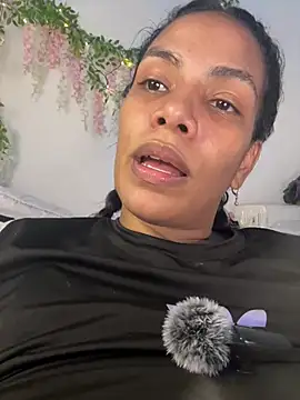 ArielleMillerr-'s Webcam Show