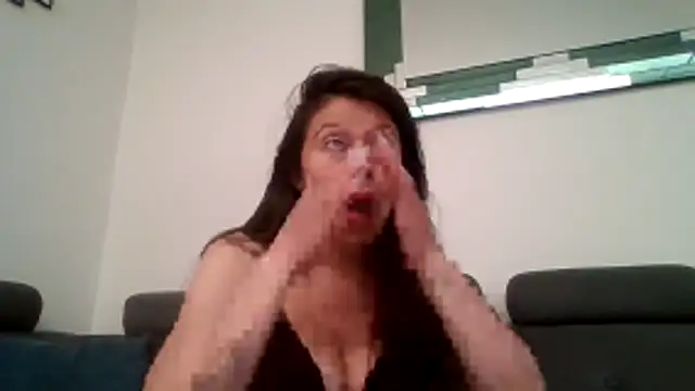 Živý XXX chat sandyquinnxx