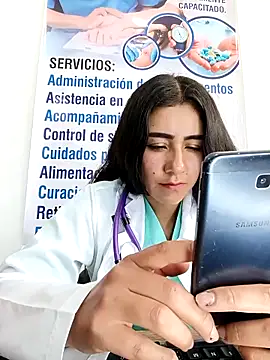 XXX chat uživo modela CAROLINE__07