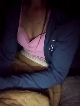 Daisyy-xxx Live XXX Chat