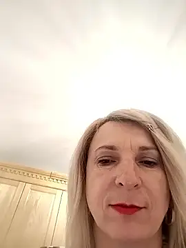 AhlyssaLove1155 Live XXX Chat