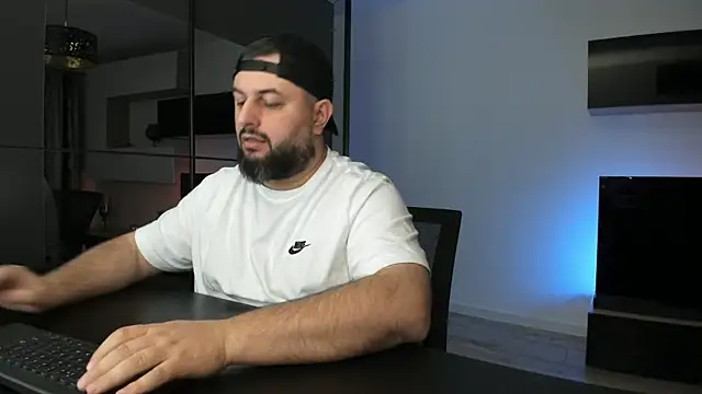 Онлайн чат XXX DravenPeak